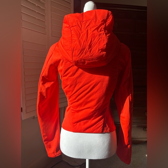 Lululemon Push Your Pace Jacket
Solar Orange - Picture 5 of 8